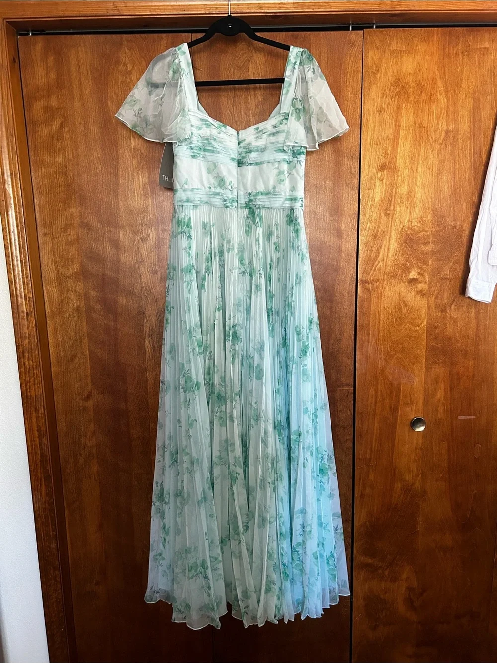 Theia Mint Green Floral Pleated Maxi Dress - Picture 8 of 13